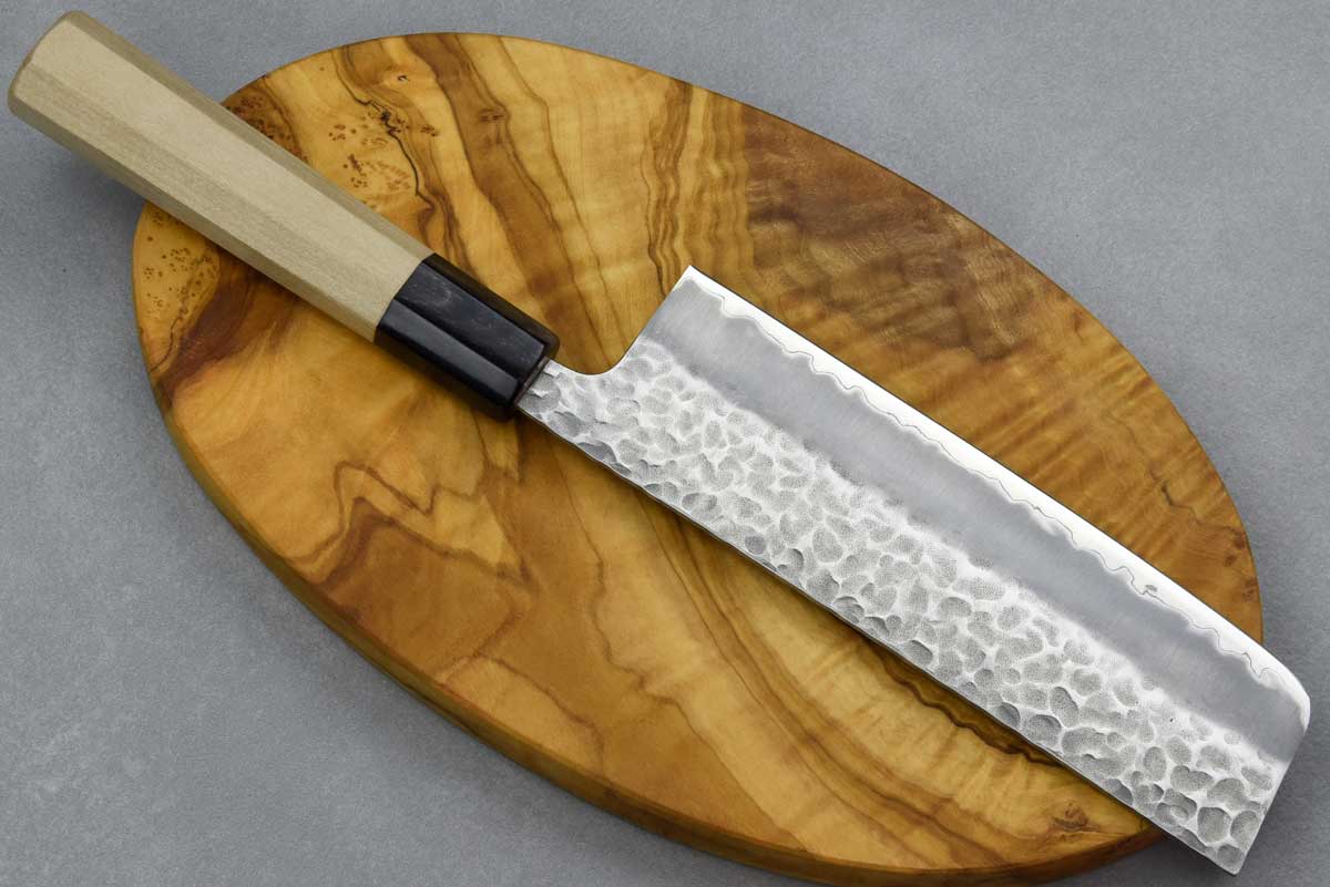 סכין ירקות (נקירי) טוסה 165מ"מ Aogami Super כסוף סכין ירקות (נקירי) טוסה 165מ"מ Aogami Super כסוף